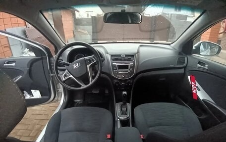 Hyundai Solaris II рестайлинг, 2014 год, 1 250 000 рублей, 8 фотография