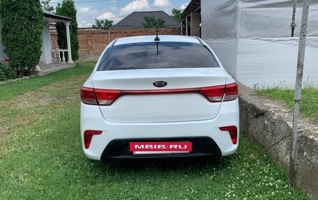 KIA Rio IV, 2017 год, 650 000 рублей, 10 фотография