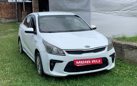 KIA Rio IV, 2017 год, 650 000 рублей, 2 фотография