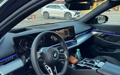 BMW 5 серия, 2025 год, 6 650 000 рублей, 6 фотография