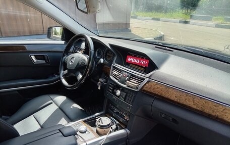 Mercedes-Benz E-Класс, 2012 год, 1 750 000 рублей, 9 фотография