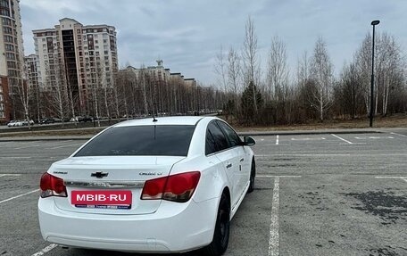 Chevrolet Cruze II, 2010 год, 475 000 рублей, 8 фотография