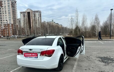 Chevrolet Cruze II, 2010 год, 475 000 рублей, 6 фотография