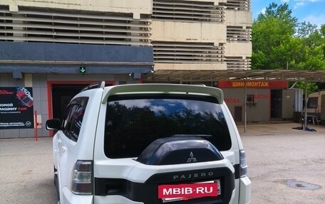 Mitsubishi Pajero IV, 2015 год, 2 600 000 рублей, 2 фотография