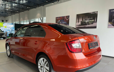 Skoda Rapid I, 2018 год, 990 000 рублей, 4 фотография