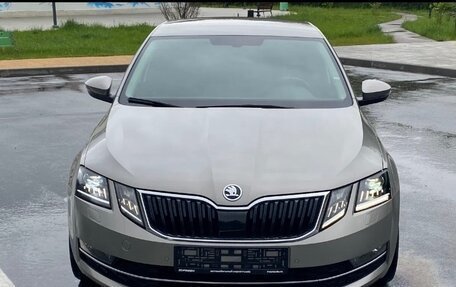 Skoda Octavia, 2017 год, 1 800 000 рублей, 2 фотография