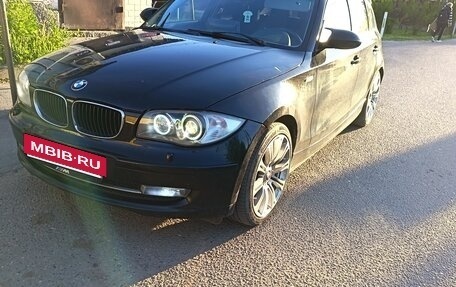 BMW 1 серия, 2008 год, 820 000 рублей, 2 фотография