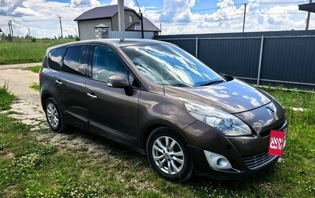 Renault Scenic III, 2010 год, 770 000 рублей, 6 фотография