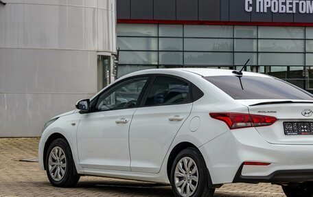 Hyundai Solaris II рестайлинг, 2018 год, 895 000 рублей, 10 фотография