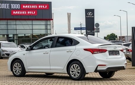 Hyundai Solaris II рестайлинг, 2018 год, 895 000 рублей, 4 фотография