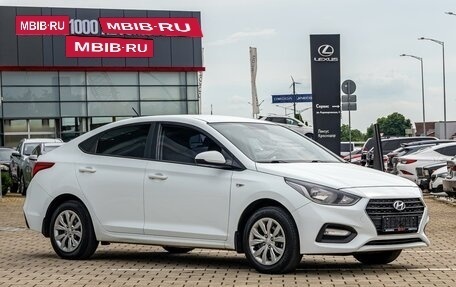 Hyundai Solaris II рестайлинг, 2018 год, 895 000 рублей, 3 фотография
