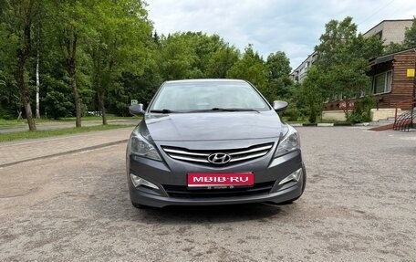 Hyundai Solaris II рестайлинг, 2016 год, 770 000 рублей, 1 фотография