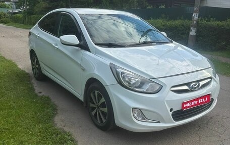 Hyundai Solaris II рестайлинг, 2014 год, 450 000 рублей, 1 фотография