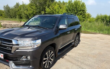 Toyota Land Cruiser 200, 2019 год, 6 800 000 рублей, 5 фотография