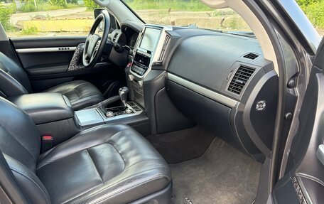 Toyota Land Cruiser 200, 2019 год, 6 800 000 рублей, 12 фотография