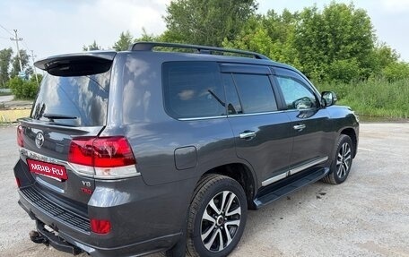 Toyota Land Cruiser 200, 2019 год, 6 800 000 рублей, 3 фотография