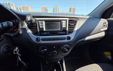 Hyundai Solaris II рестайлинг, 2018 год, 1 150 000 рублей, 10 фотография