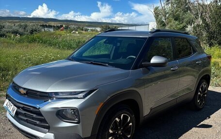 Chevrolet TrailBlazer, 2023 год, 1 590 000 рублей, 3 фотография