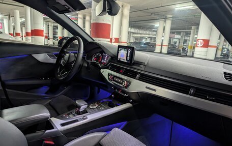 Audi A4, 2017 год, 2 150 000 рублей, 9 фотография
