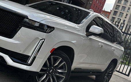 Cadillac Escalade V, 2022 год, 10 000 000 рублей, 8 фотография