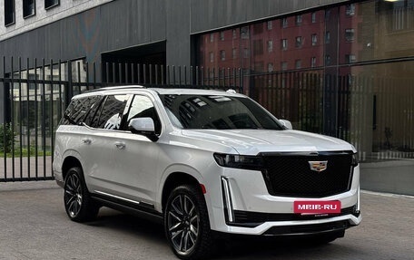 Cadillac Escalade V, 2022 год, 10 000 000 рублей, 3 фотография