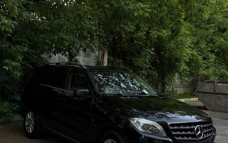 Mercedes-Benz M-Класс, 2012 год, 2 700 000 рублей, 2 фотография