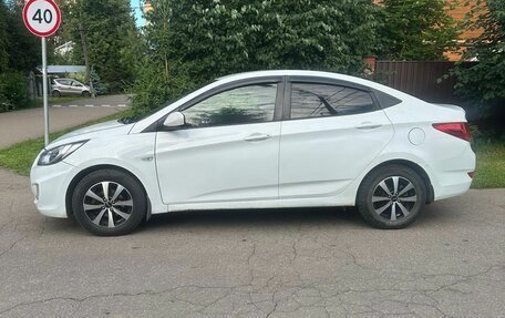 Hyundai Solaris II рестайлинг, 2014 год, 450 000 рублей, 5 фотография