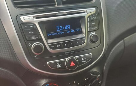 Hyundai Solaris II рестайлинг, 2014 год, 450 000 рублей, 12 фотография