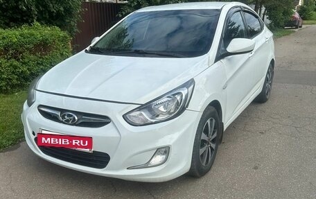 Hyundai Solaris II рестайлинг, 2014 год, 450 000 рублей, 4 фотография