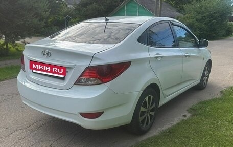 Hyundai Solaris II рестайлинг, 2014 год, 450 000 рублей, 8 фотография
