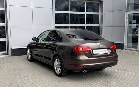 Volkswagen Jetta VI, 2011 год, 790 000 рублей, 5 фотография