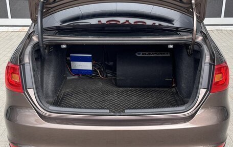 Volkswagen Jetta VI, 2011 год, 790 000 рублей, 20 фотография