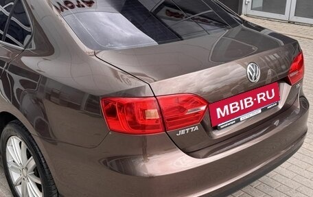 Volkswagen Jetta VI, 2011 год, 790 000 рублей, 23 фотография