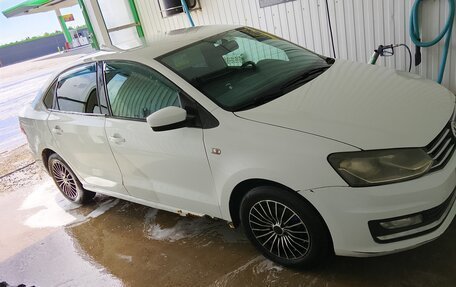 Volkswagen Polo VI (EU Market), 2011 год, 380 000 рублей, 13 фотография
