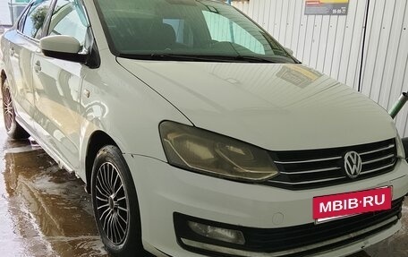 Volkswagen Polo VI (EU Market), 2011 год, 380 000 рублей, 14 фотография