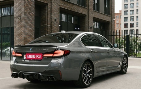 BMW 5 серия, 2020 год, 2 925 000 рублей, 3 фотография