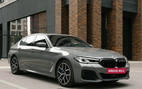 BMW 5 серия, 2020 год, 2 925 000 рублей, 2 фотография