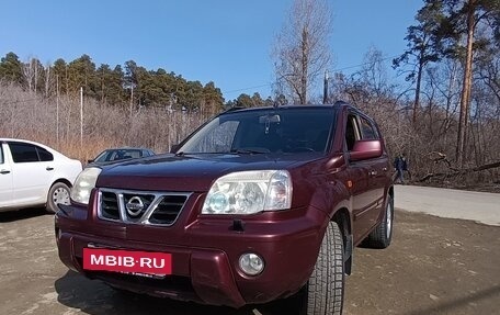 Nissan X-Trail, 2002 год, 550 000 рублей, 3 фотография