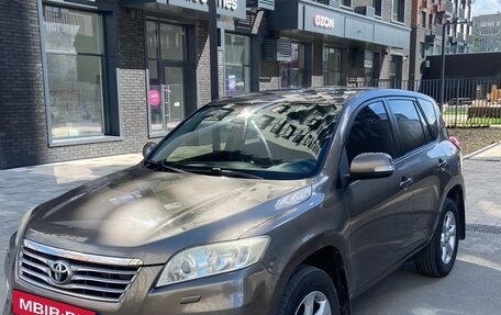 Toyota RAV4, 2010 год, 1 390 000 рублей, 2 фотография