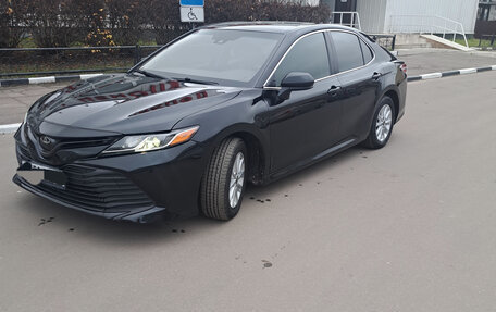 Toyota Camry, 2018 год, 1 850 000 рублей, 14 фотография