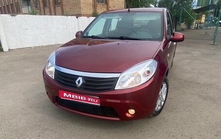 Renault Sandero I, 2012 год, 650 000 рублей, 1 фотография