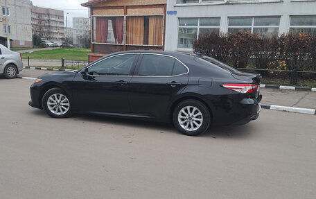 Toyota Camry, 2018 год, 1 850 000 рублей, 19 фотография