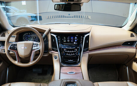 Cadillac Escalade IV, 2016 год, 3 700 000 рублей, 14 фотография