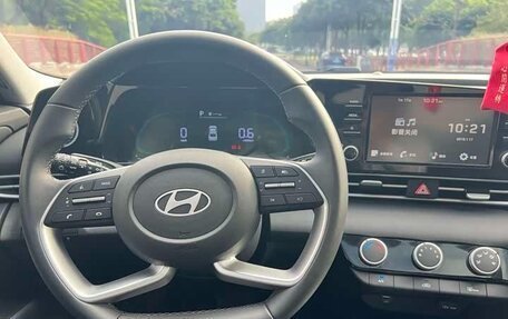 Hyundai Elantra, 2023 год, 1 460 202 рублей, 8 фотография