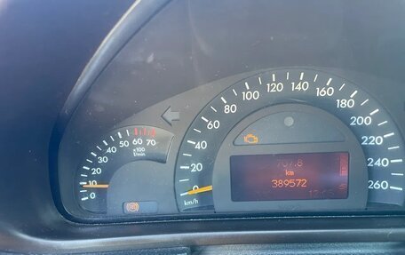 Mercedes-Benz C-Класс, 2000 год, 600 000 рублей, 9 фотография