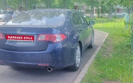 Honda Accord VIII рестайлинг, 2008 год, 1 000 000 рублей, 3 фотография
