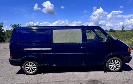 Volkswagen Transporter T4, 1993 год, 550 000 рублей, 3 фотография