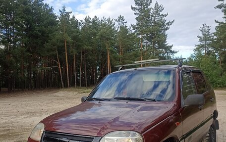 Chevrolet Niva I рестайлинг, 2004 год, 228 000 рублей, 7 фотография
