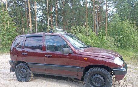 Chevrolet Niva I рестайлинг, 2004 год, 228 000 рублей, 4 фотография