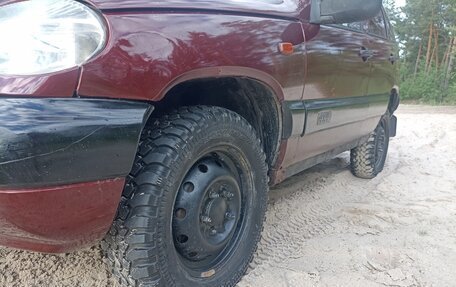 Chevrolet Niva I рестайлинг, 2004 год, 228 000 рублей, 11 фотография